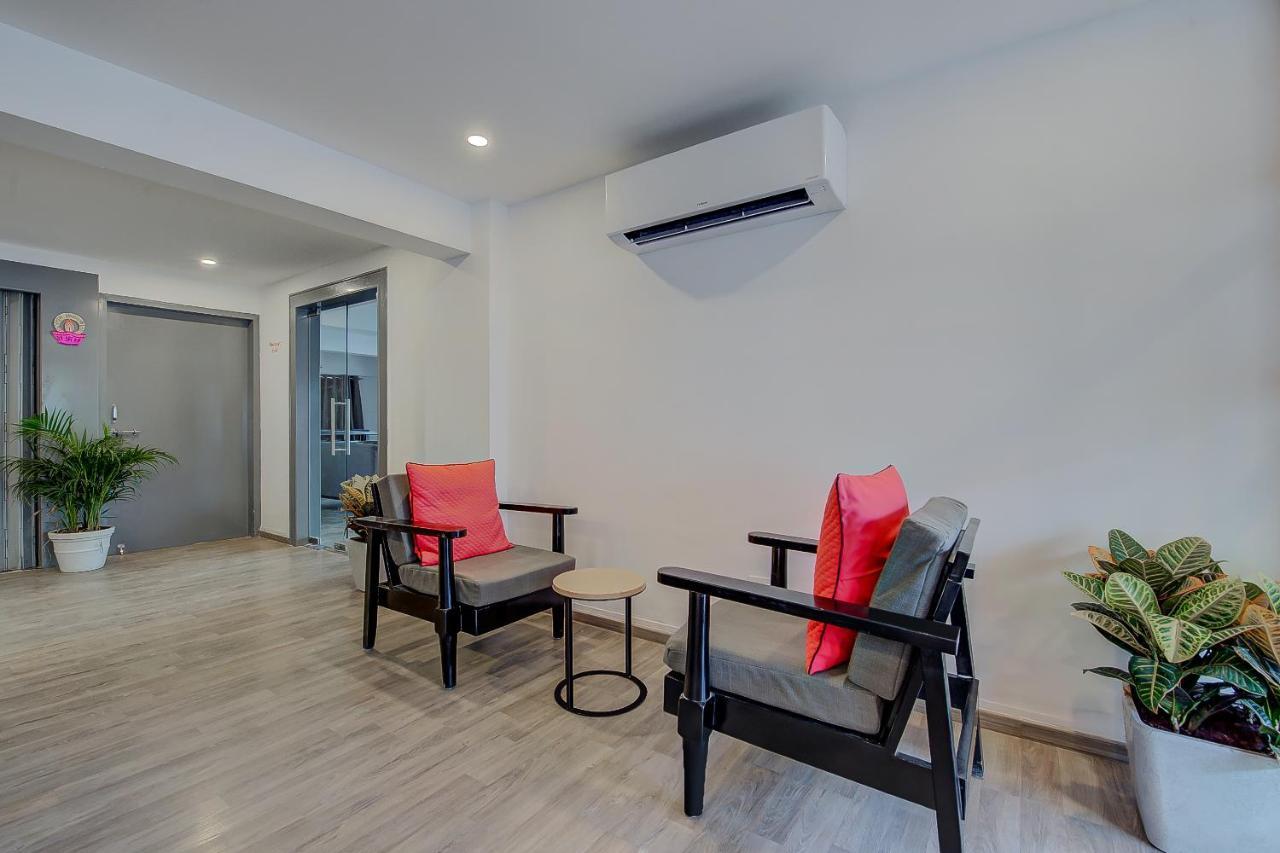 Готель Oyo Townhouse 048 Hadapsar Phursungi Екстер'єр фото